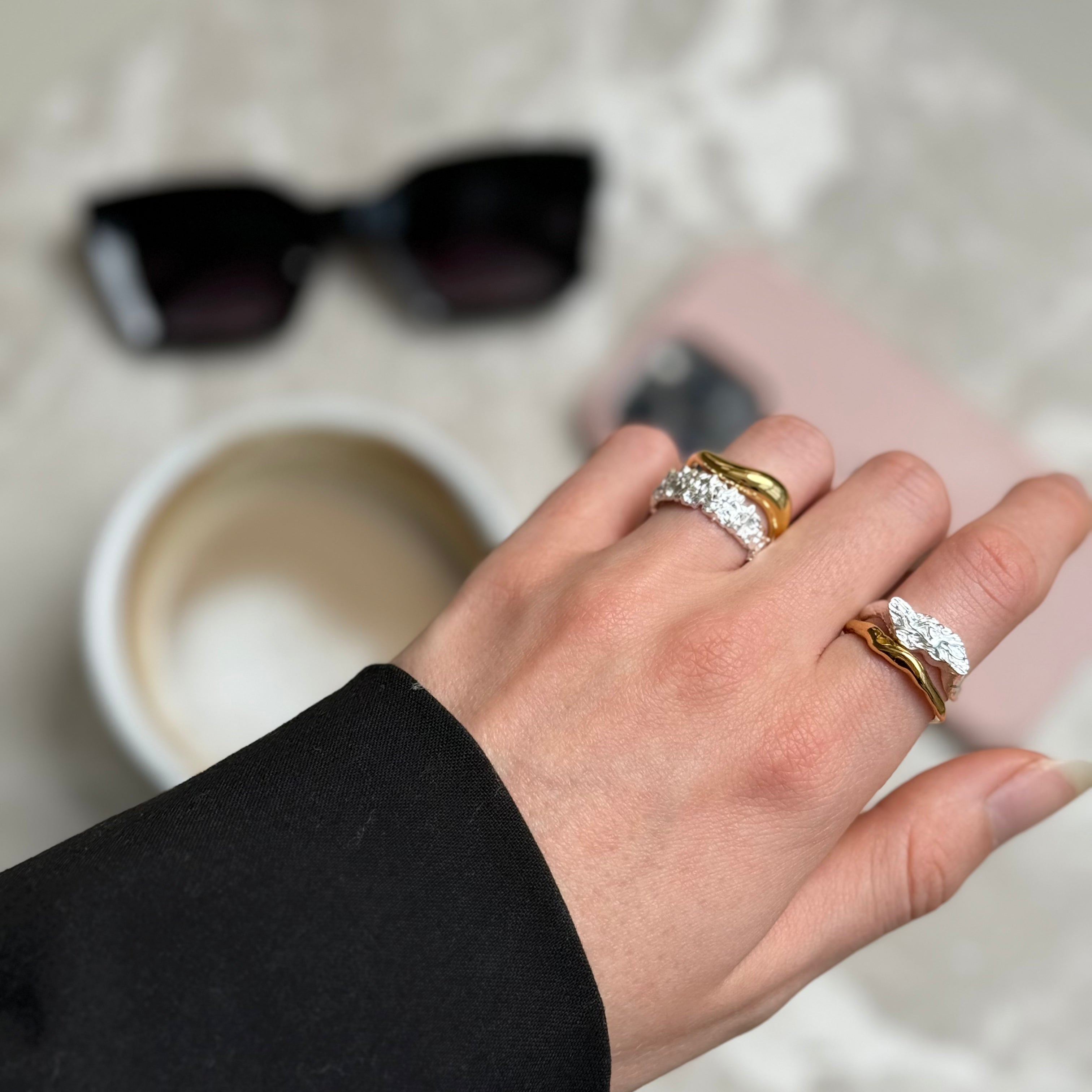 Platt Magma-hängande set