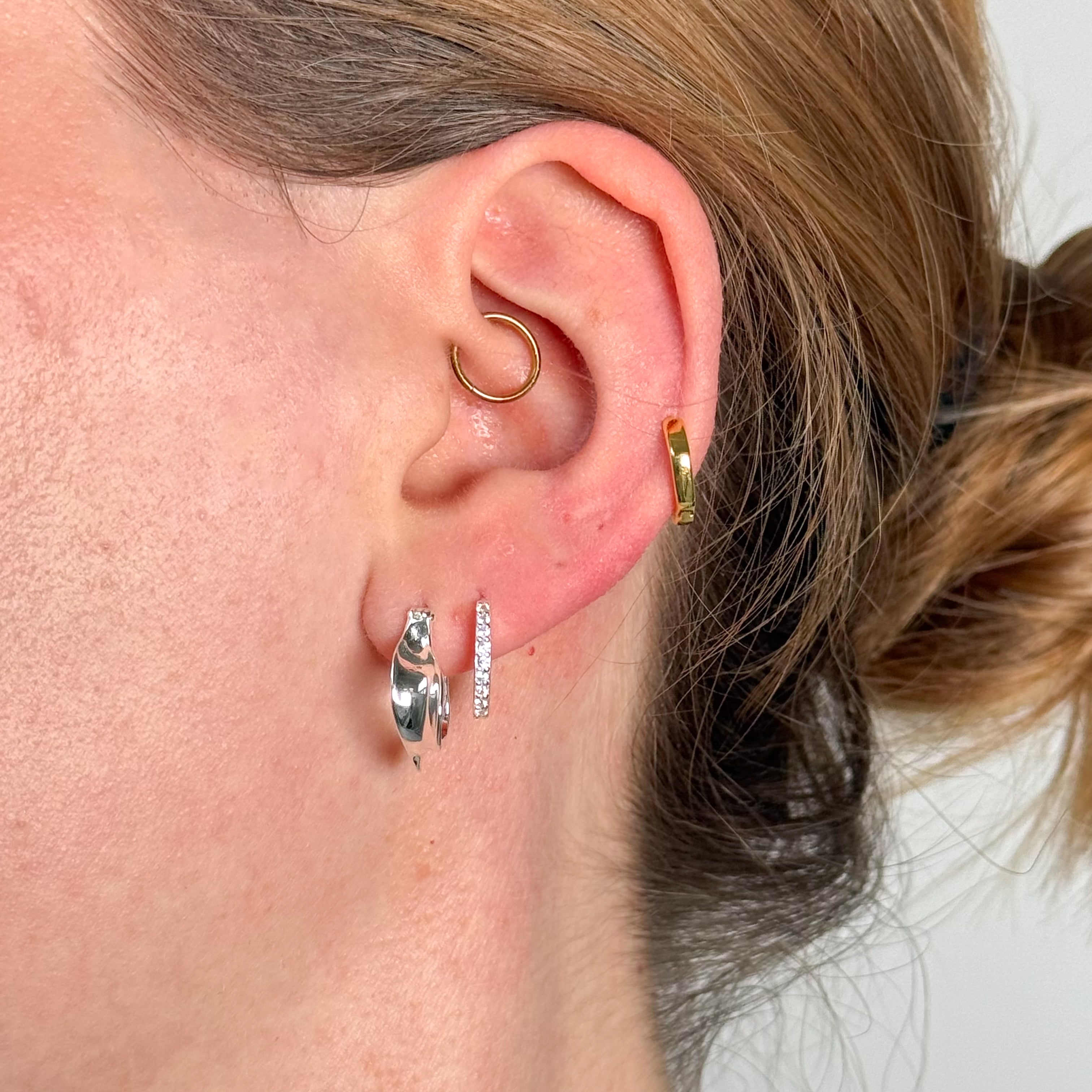 Vågring och kabel i silverfärgat set