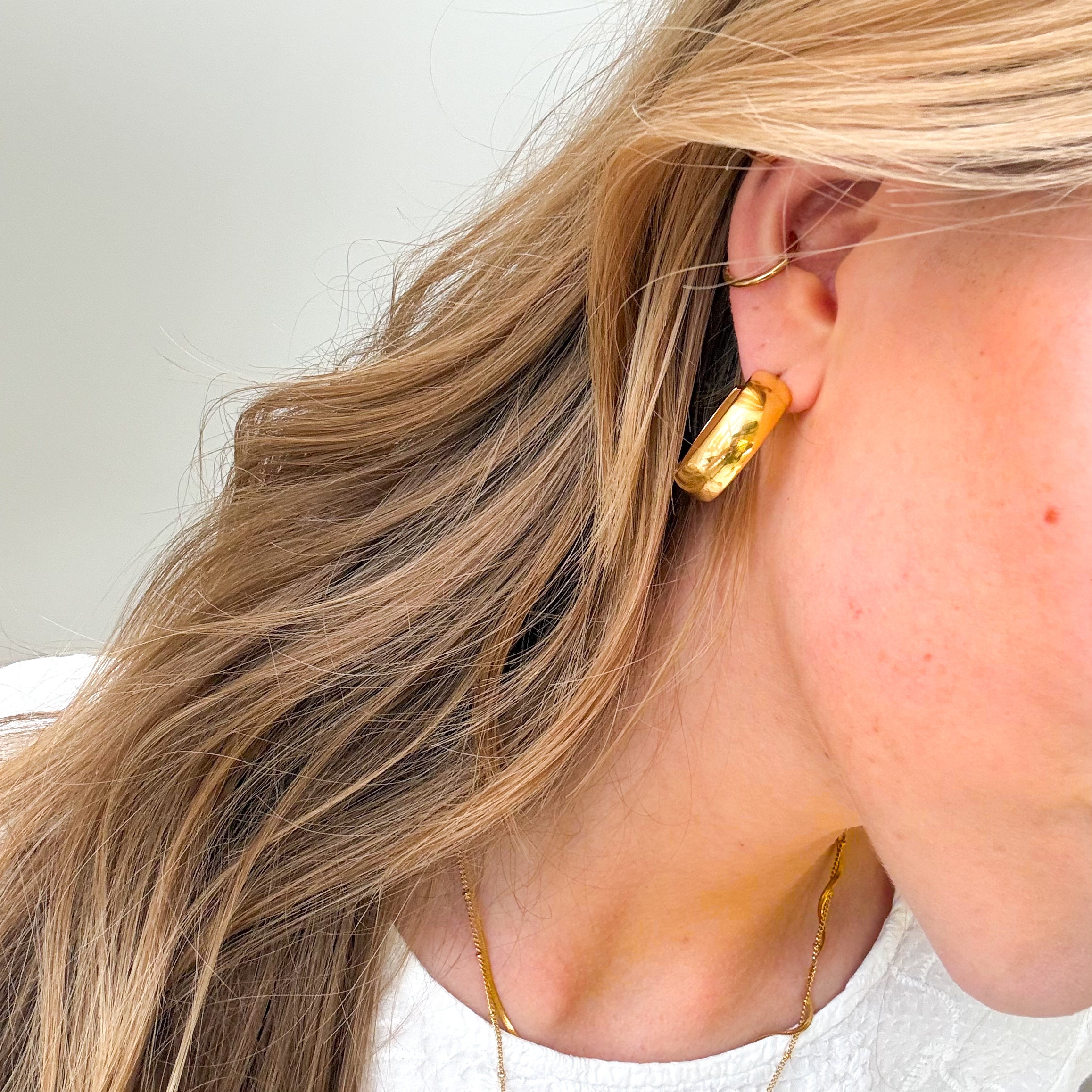 Chunky Hoop Dubbelhalsbandsset: 1 örhänge och 1 halsband