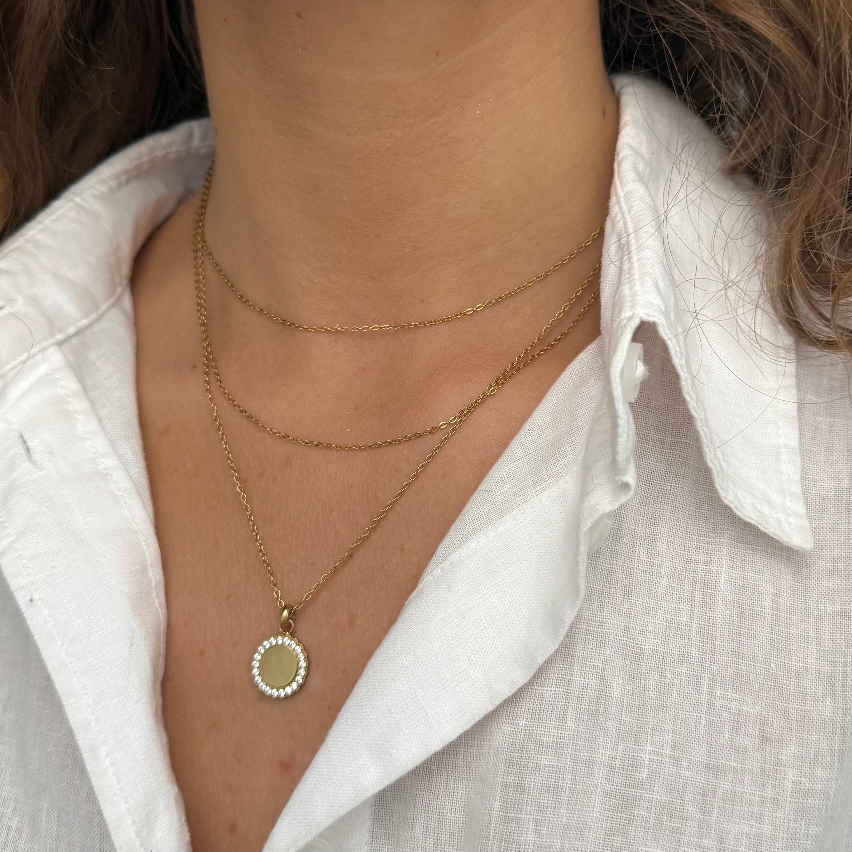 Klassiskt halsband 18K guldpläterat