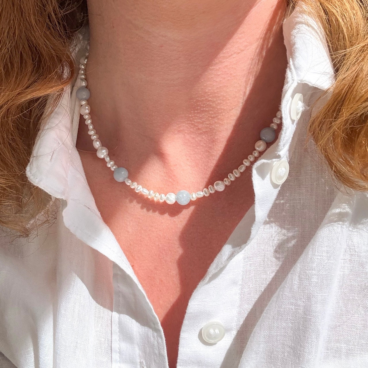 Halsband med marint sötvattenspärlor