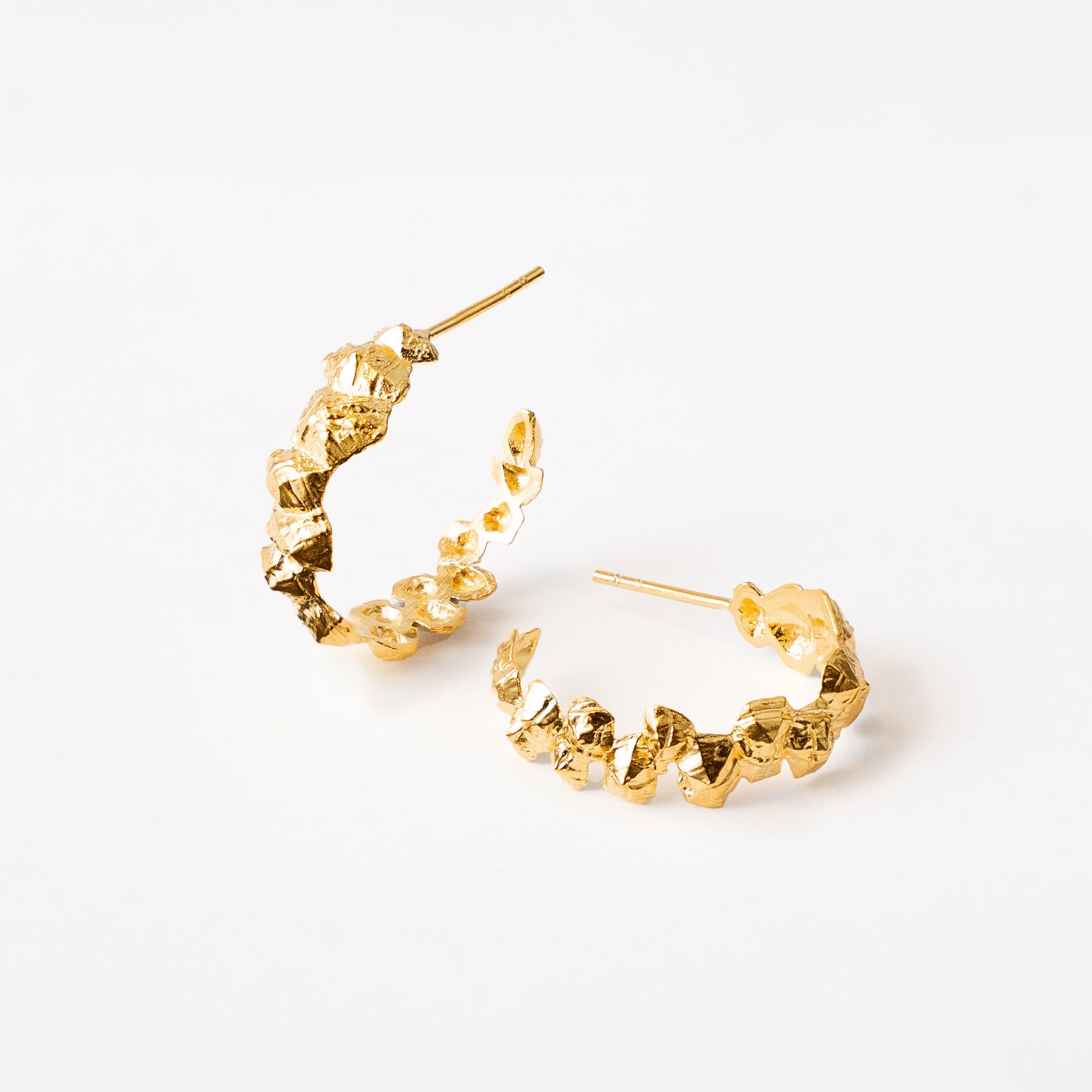 Chunky Edge Hoop øreringe i guld