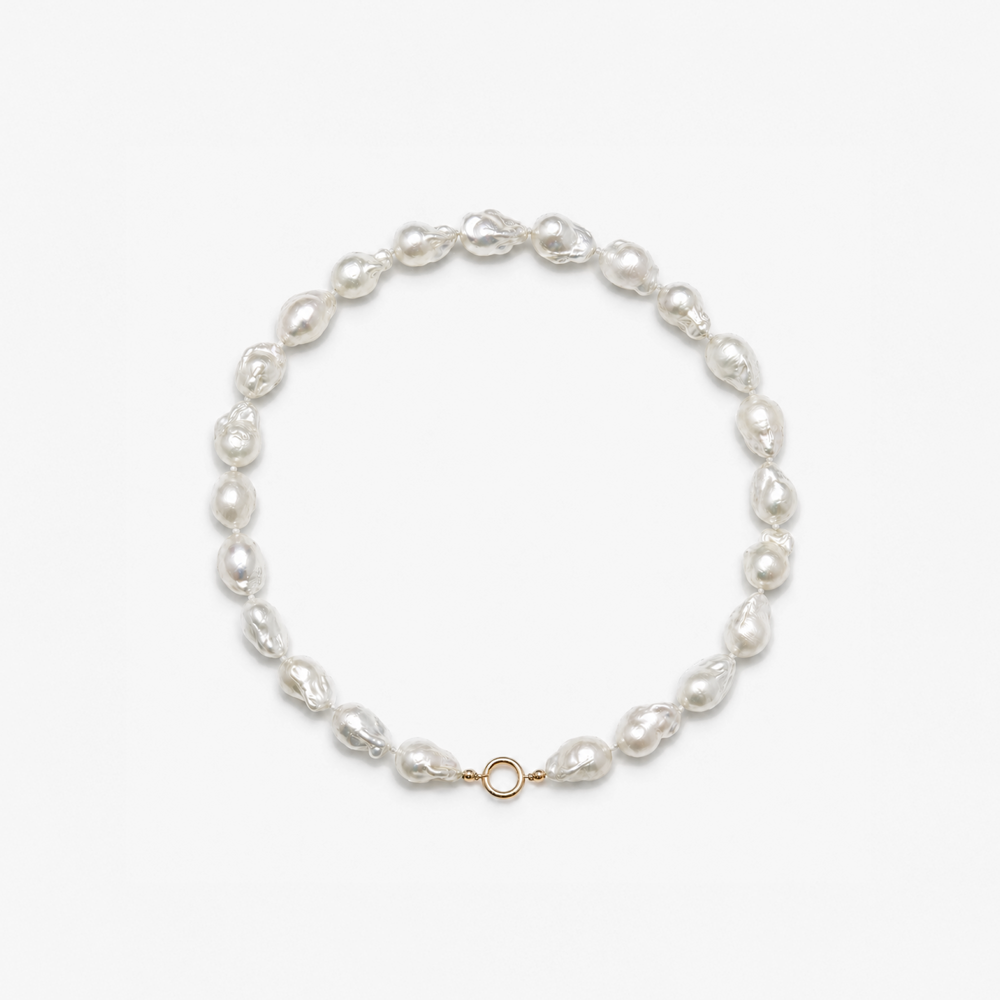 Halsband med sötvattenspärlor