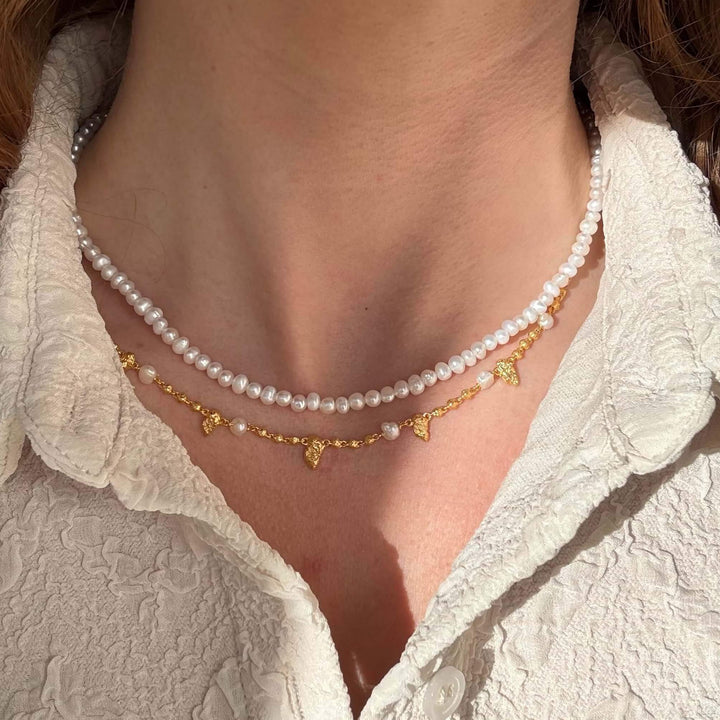 Den enkla lilla detaljen - ett halsband med sötvattenspärlor