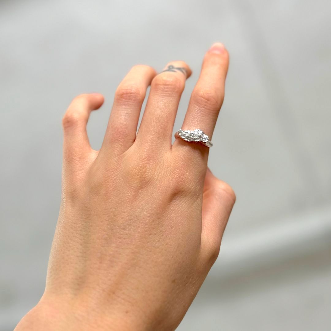 Platt Magma-hängande set