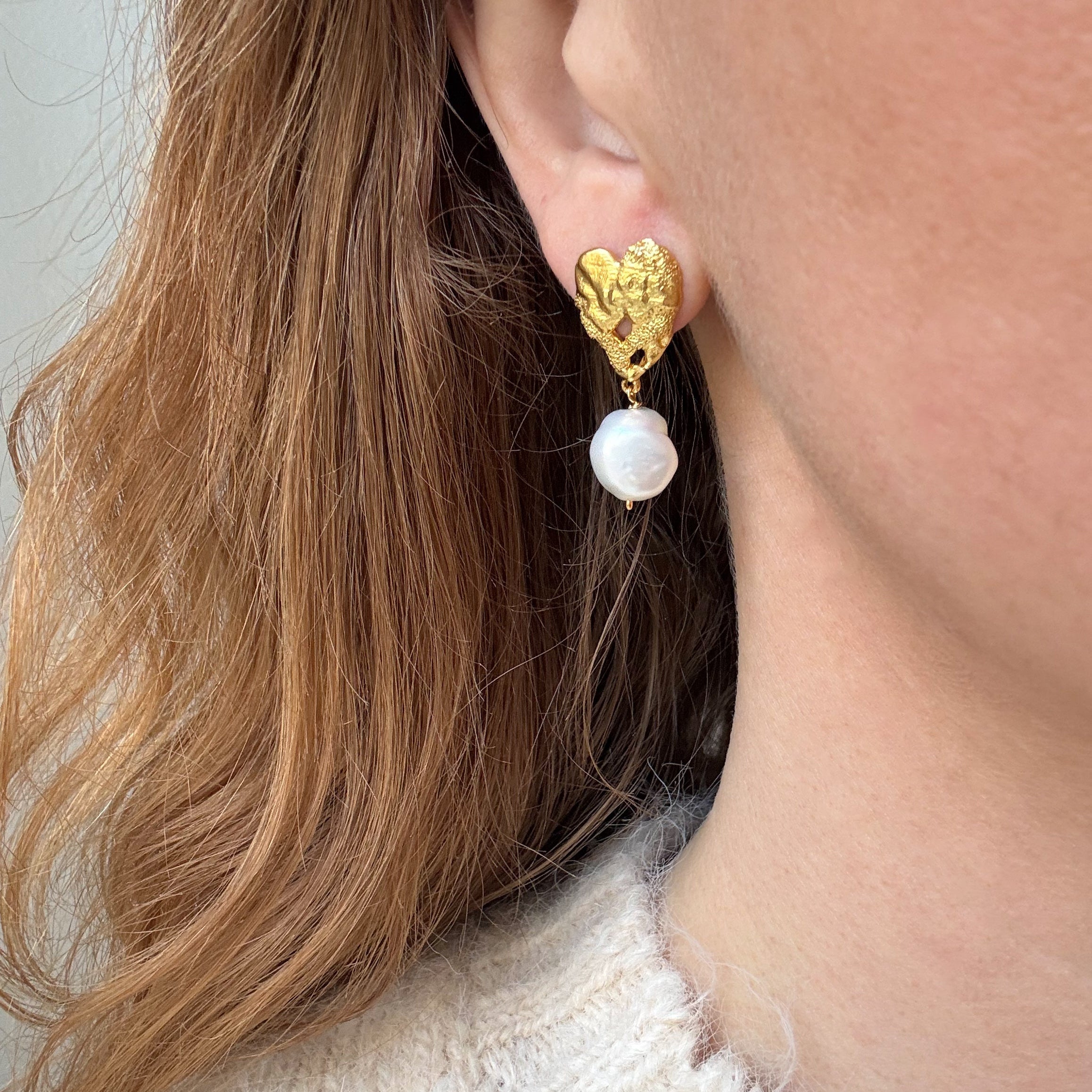 Hjärtpärlörhängen Förgyllda