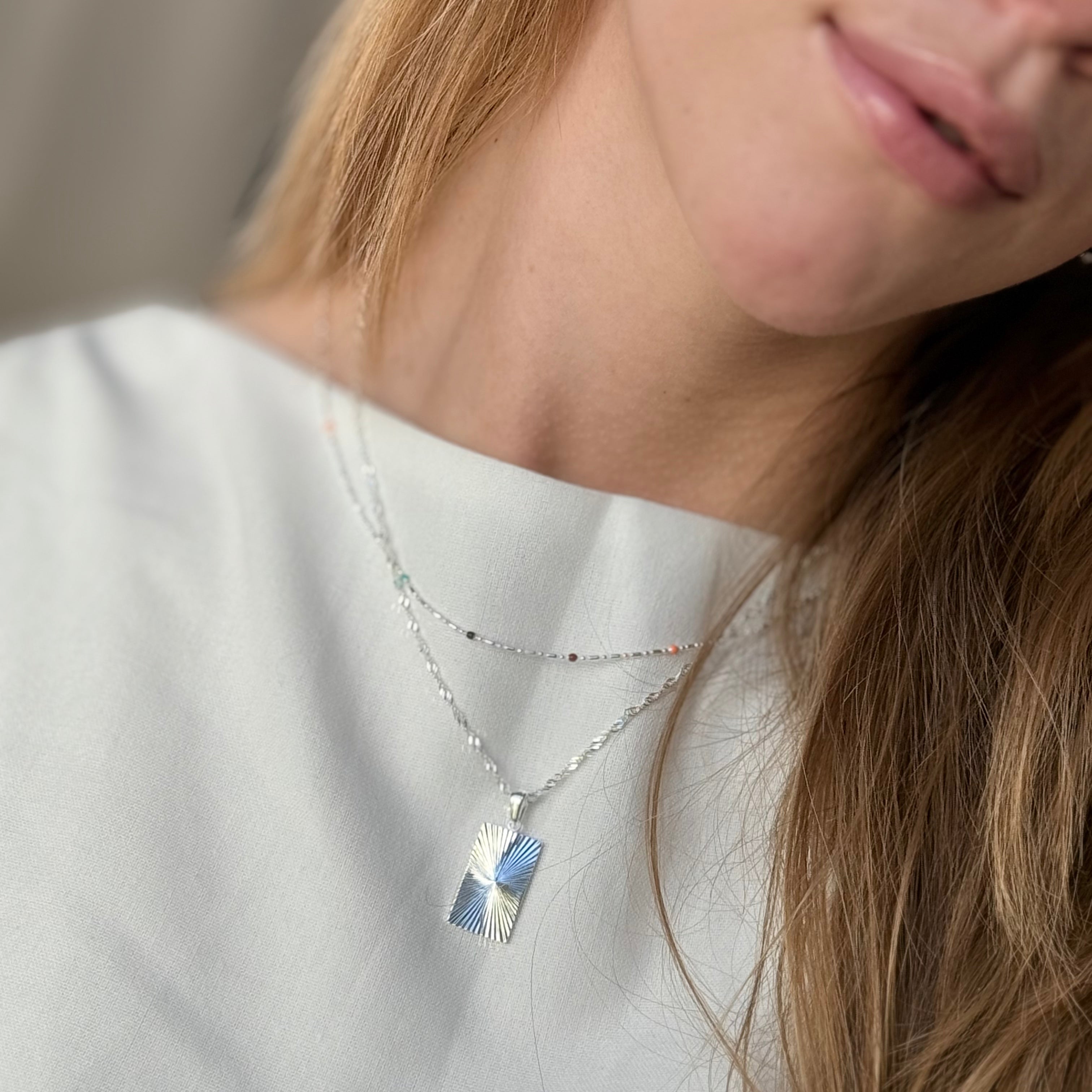 Graverat mors dag silverhalsband