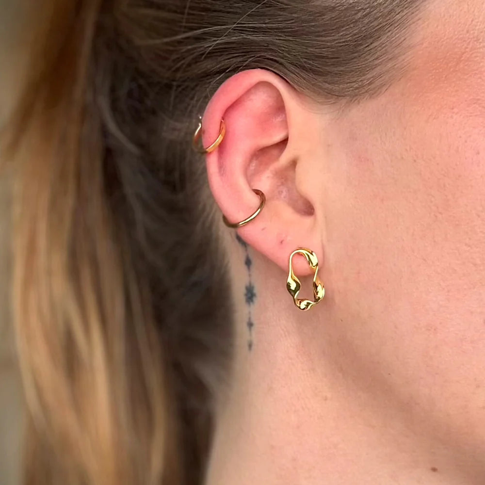 Våg- och ormset: 1 halsband, 1 örhänge och 1 ring