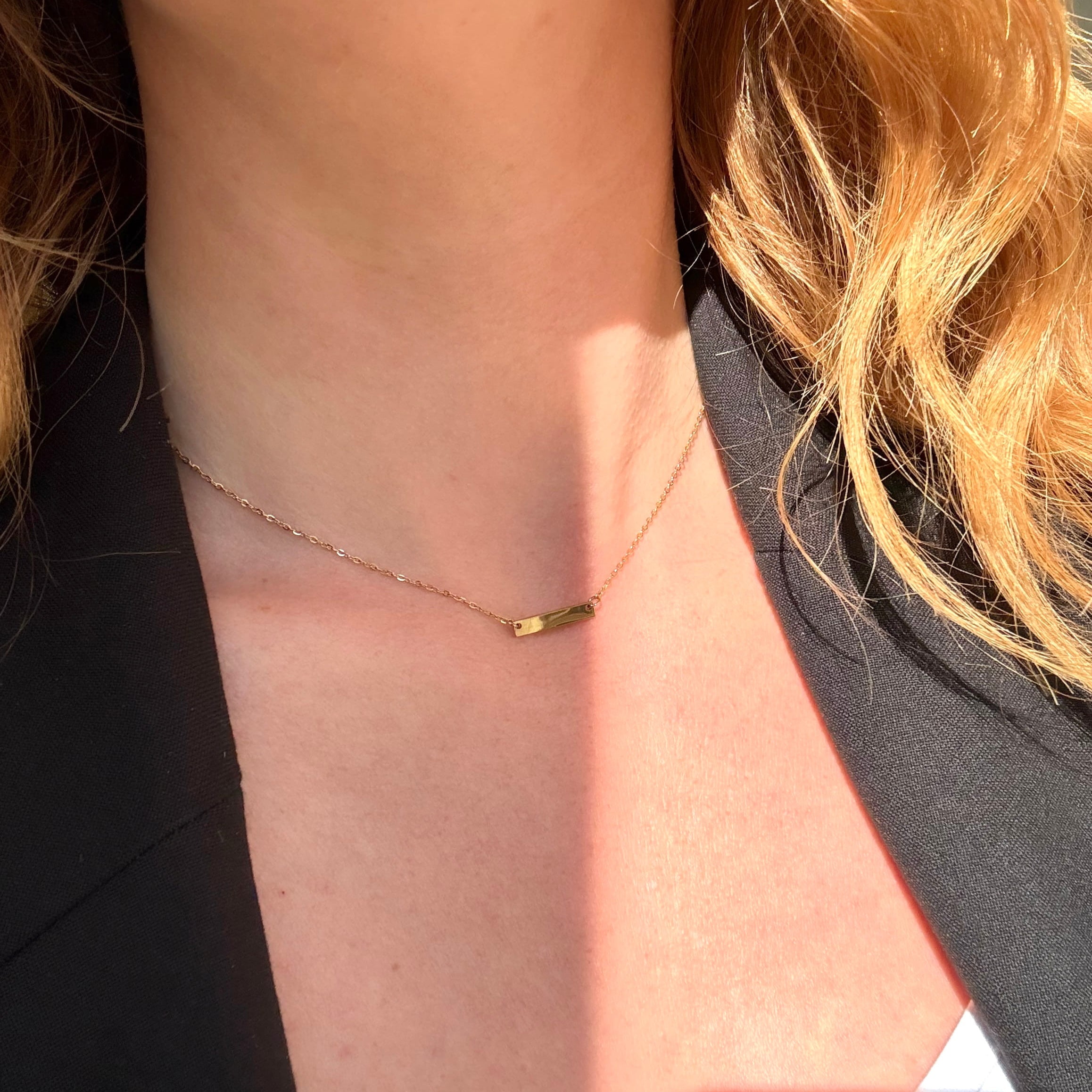 Graverat halsband med morsdagsmotiv