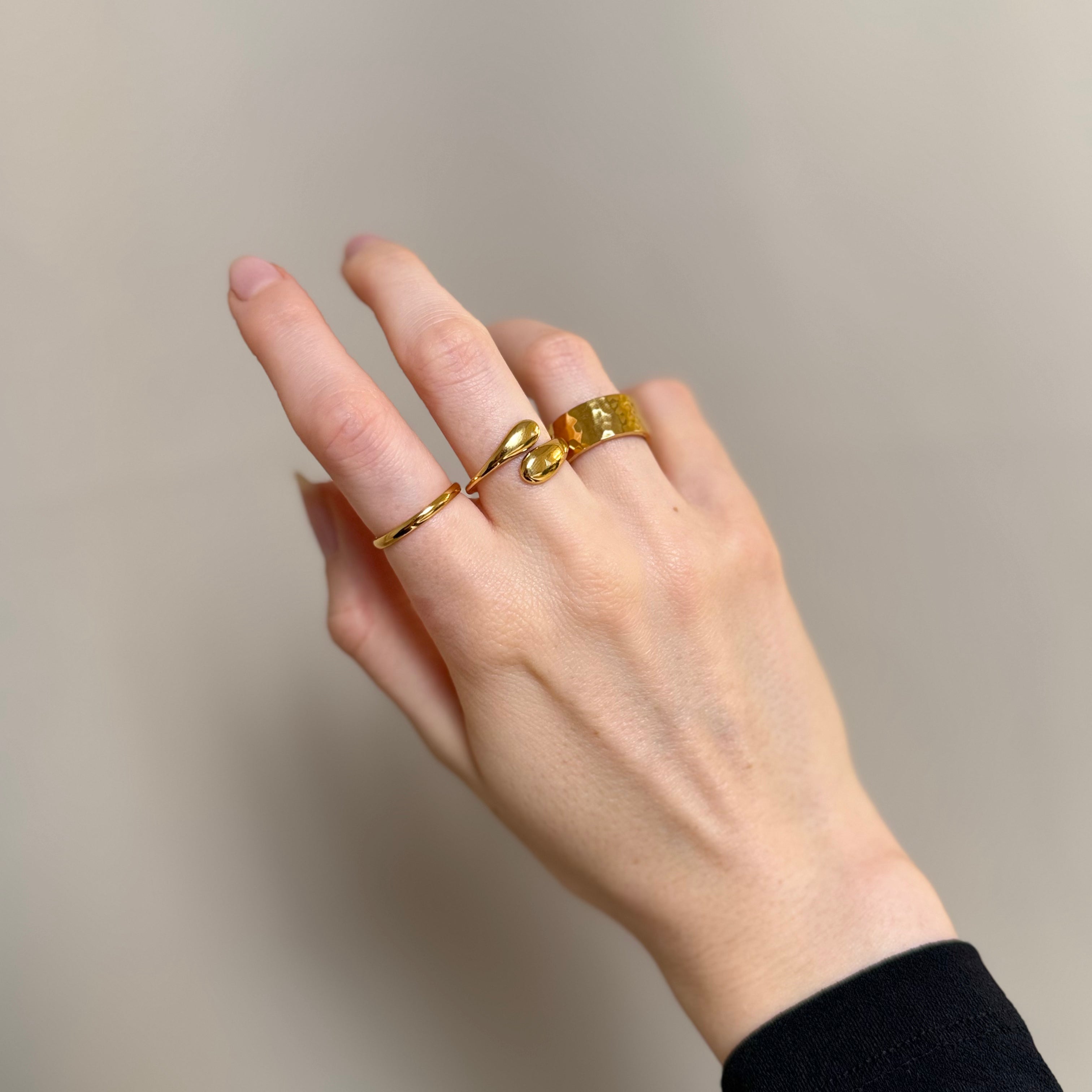 Klassiskt enkelt och hamrat ringset: 3 ringar