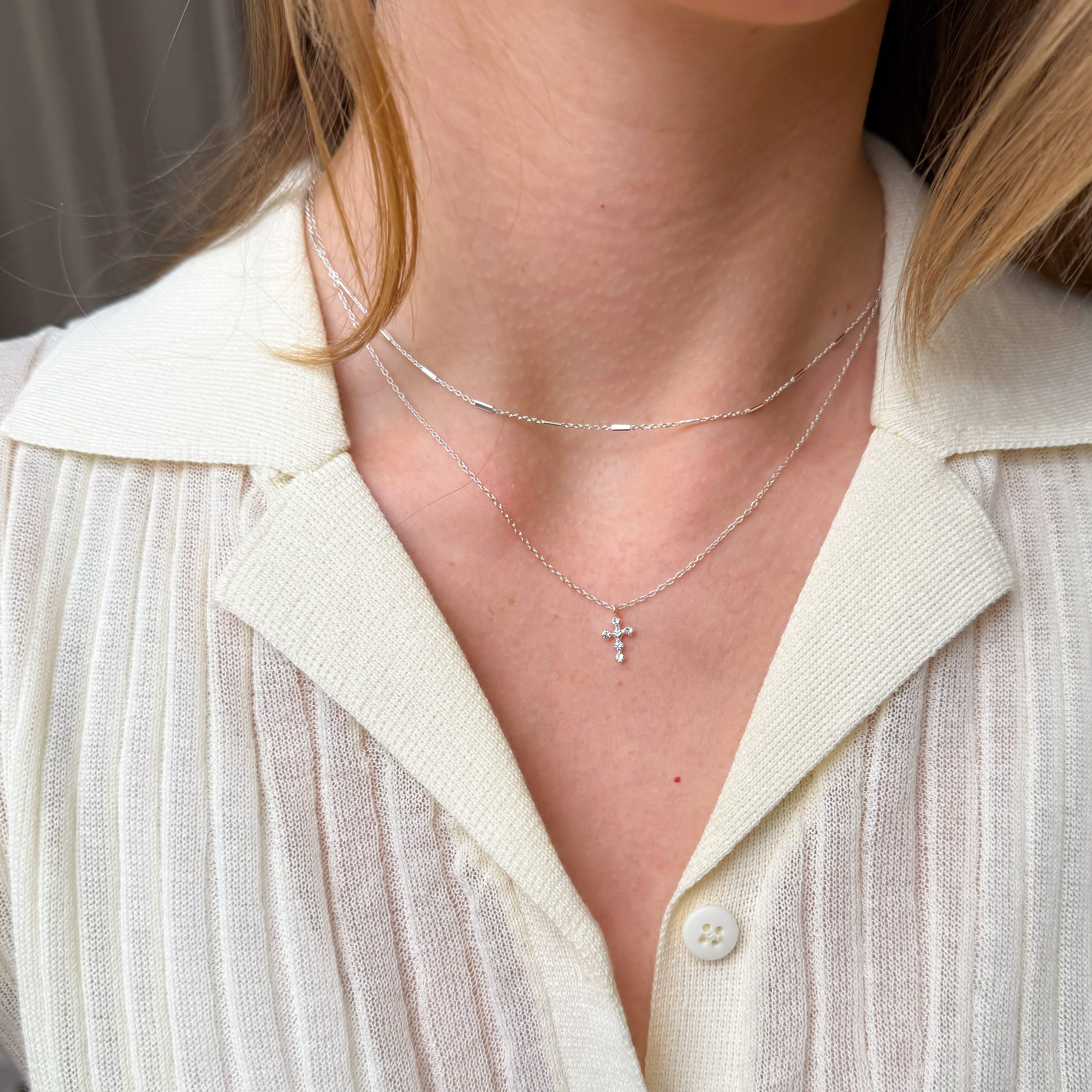 Vågring och kabel i silverfärgat set