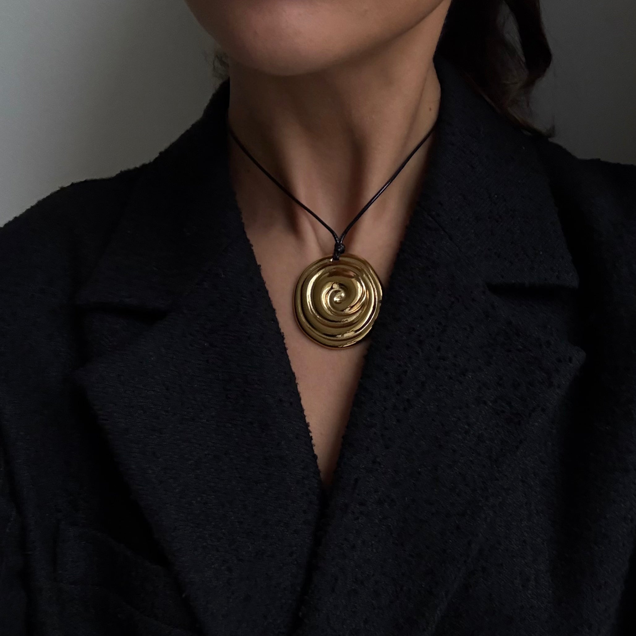 Spiralhalsband Förgyllt