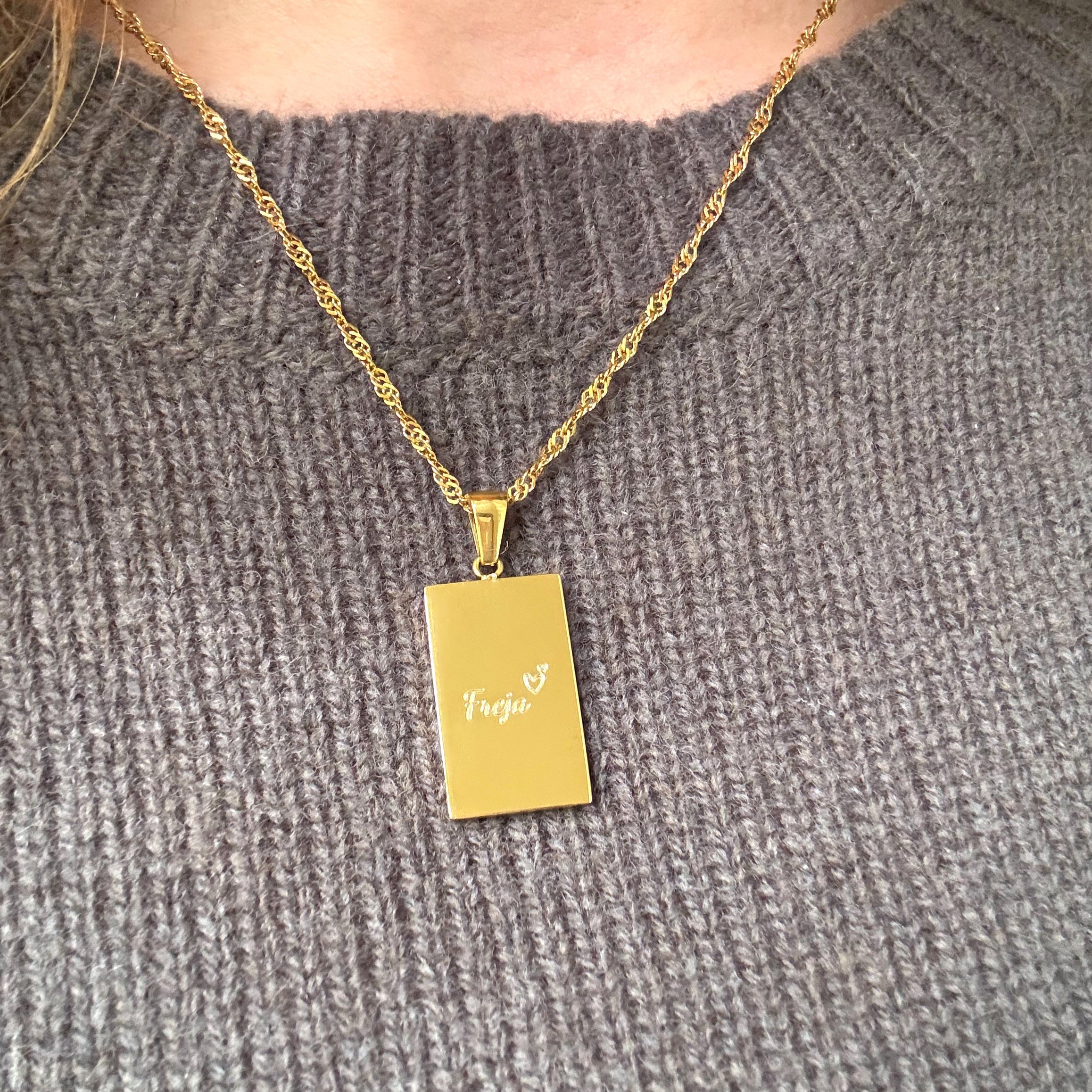 Personligt halsband med namn