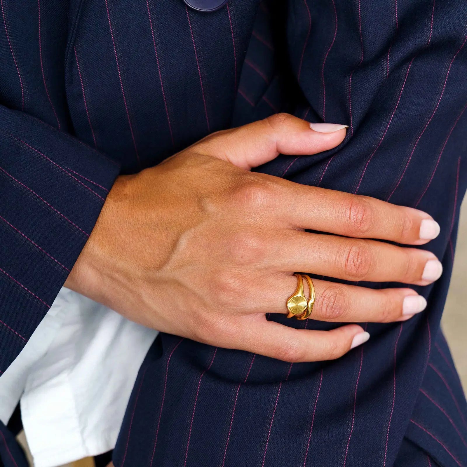 Sol- och armbandsset: 1 halsband, 1 ring och 1 armband