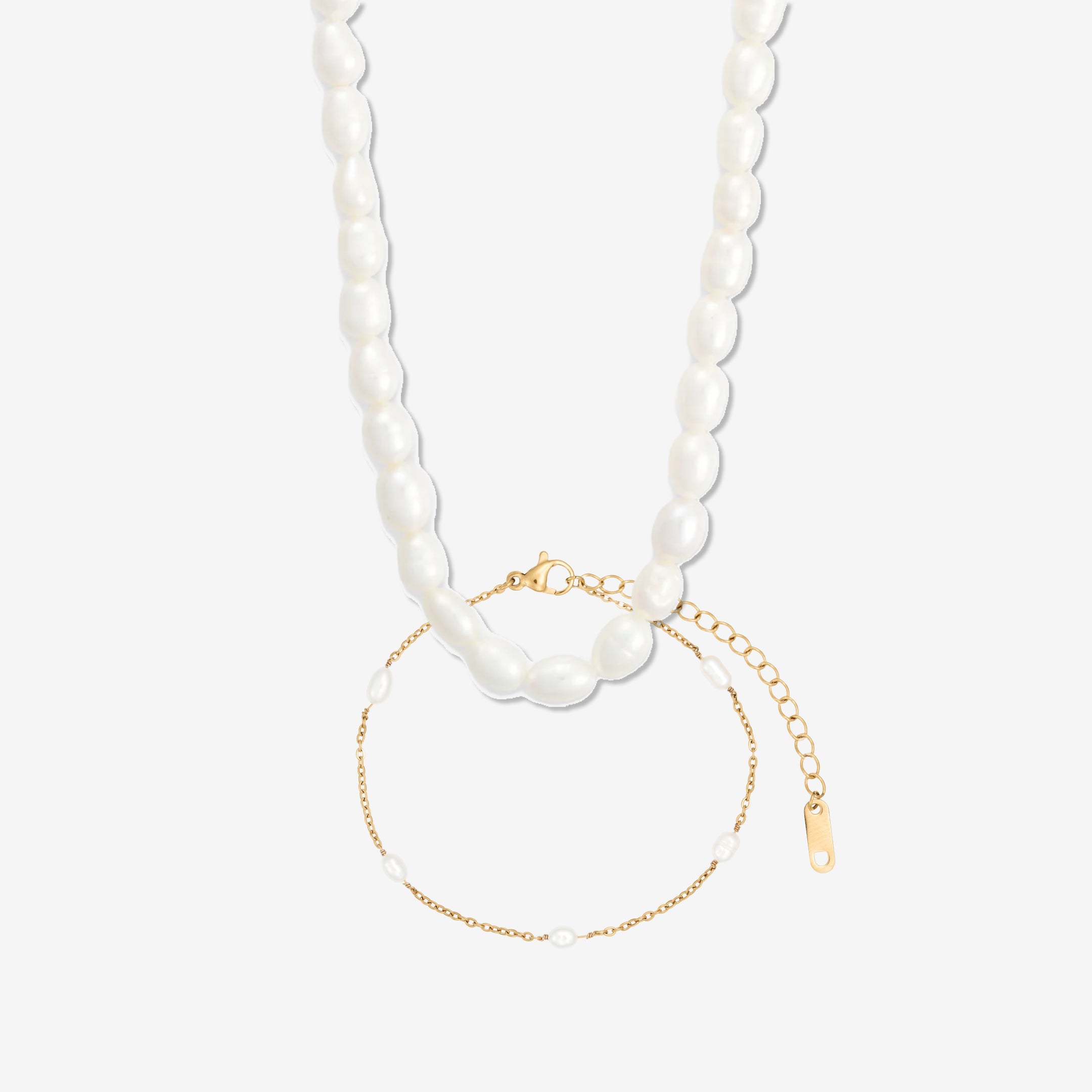 Enkelt pärlset: 1 halsband och 1 armband