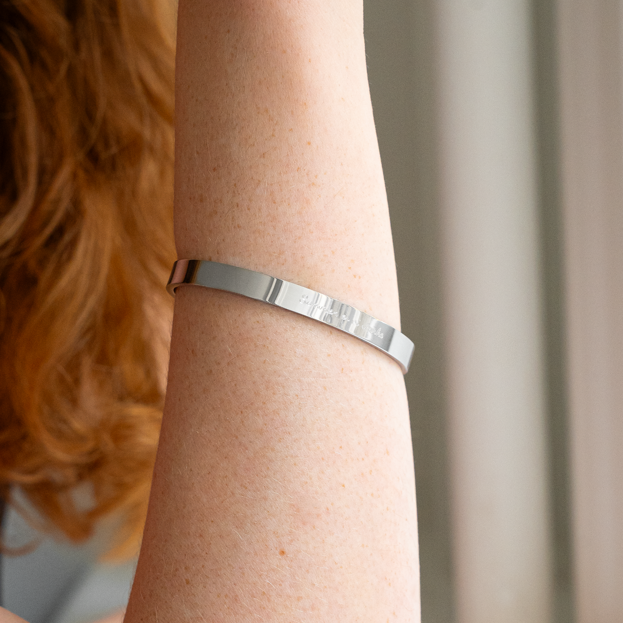 Färdig klassisk armring försilvrad