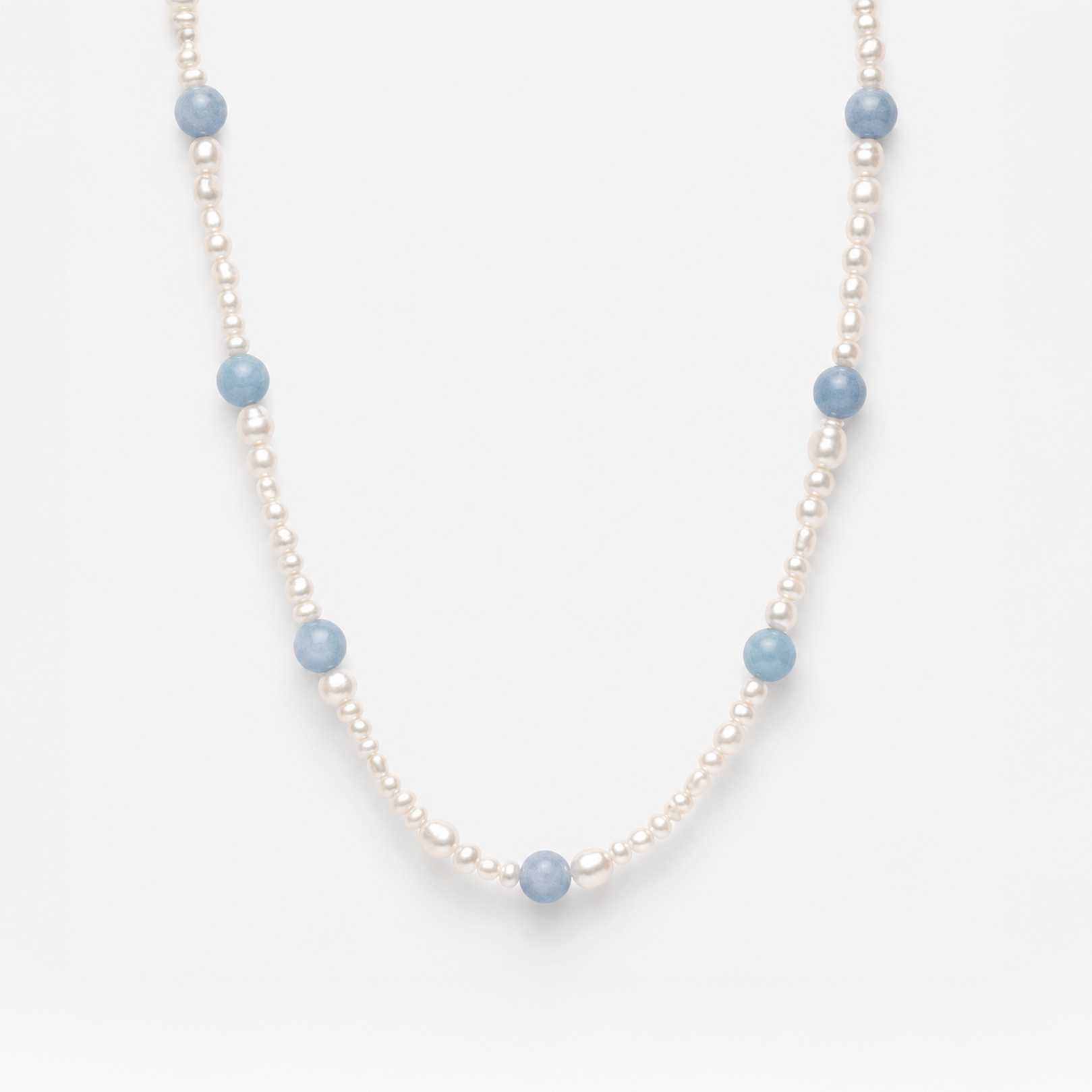 Halsband med marint sötvattenspärlor