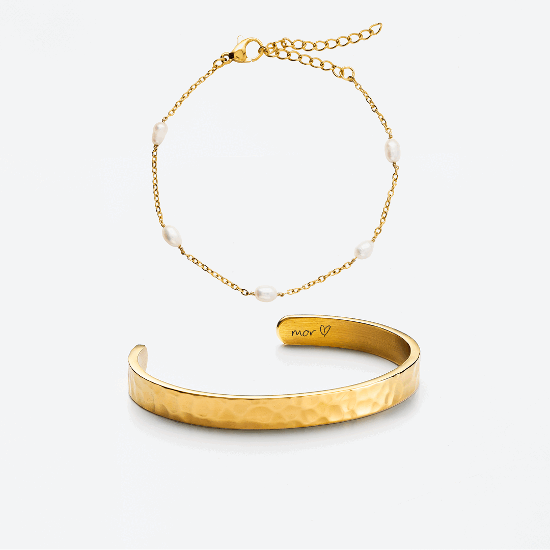 Hamrad armring med gravyr och prickpärlarmband