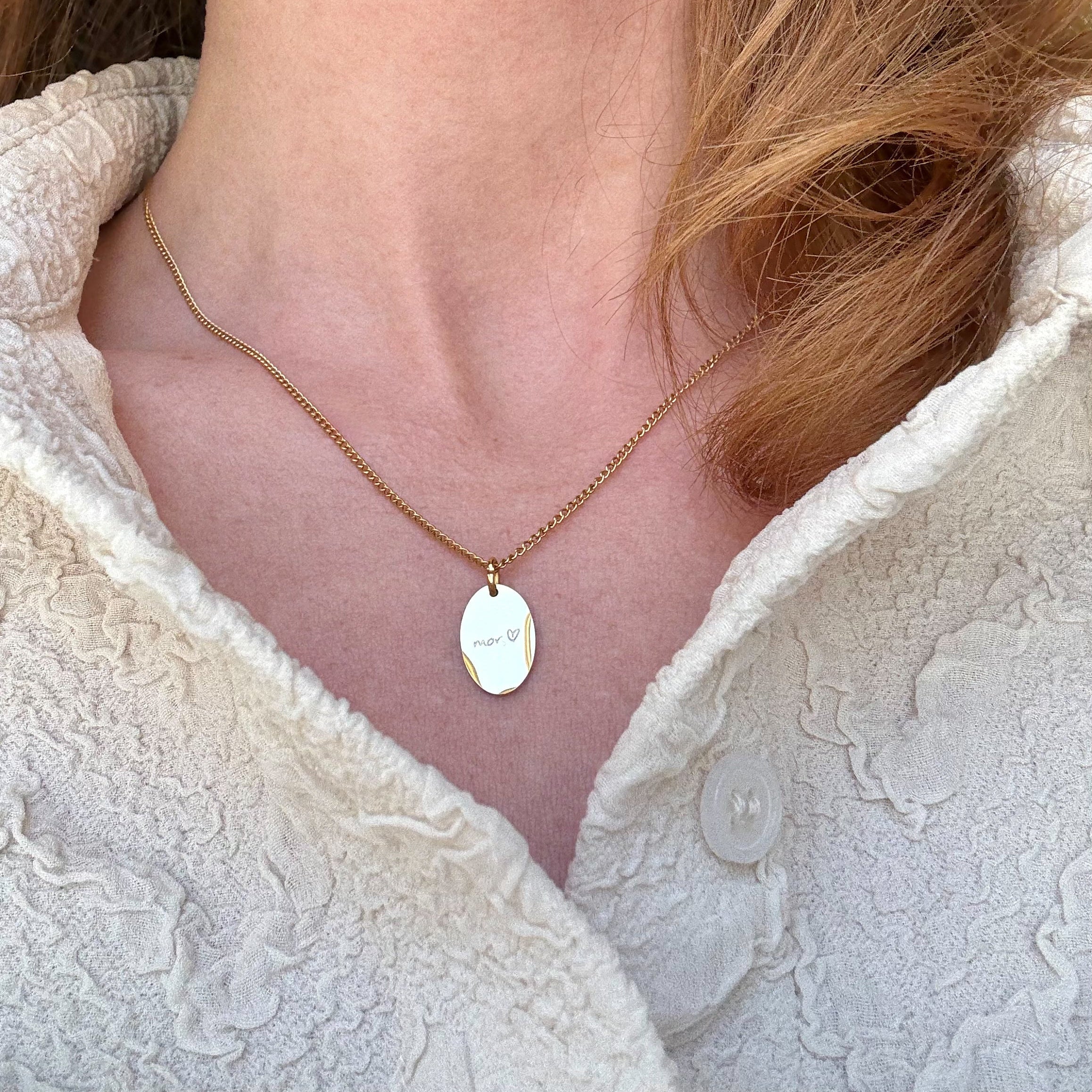 Student Ovalt Halsband