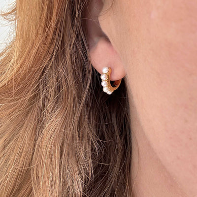 Små hoops med perler